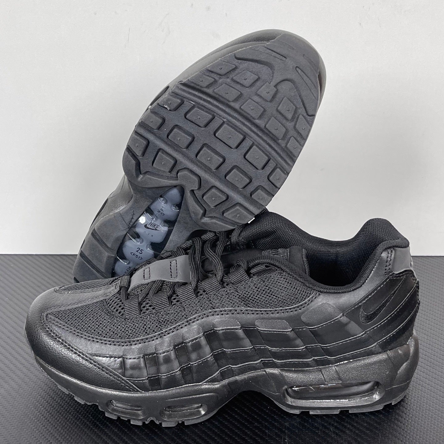 95 Pure Black