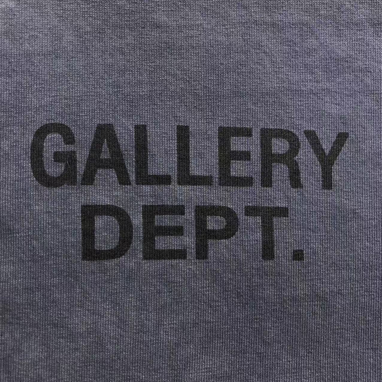 T-shirt GALLERY DEPT