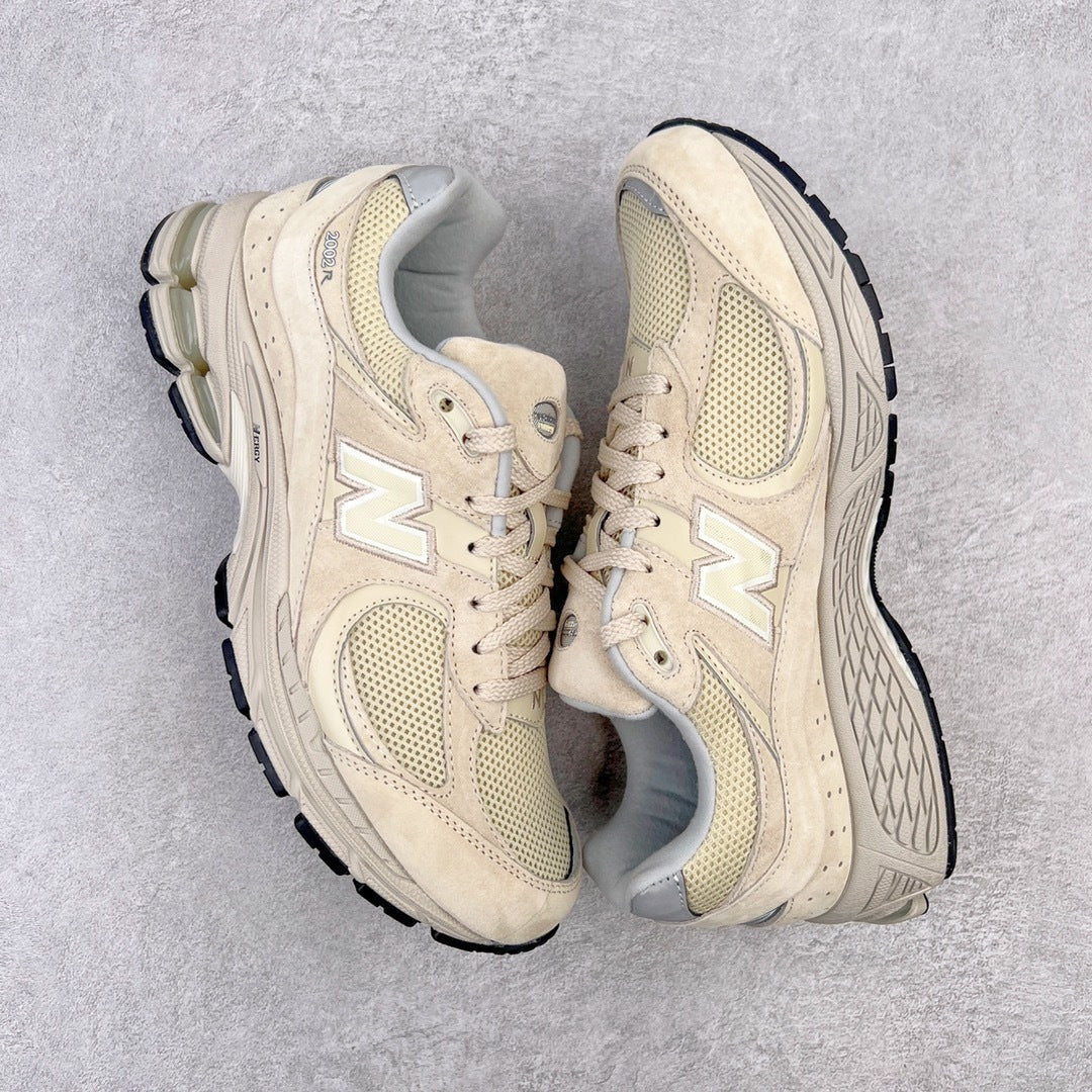 2002R Creme
