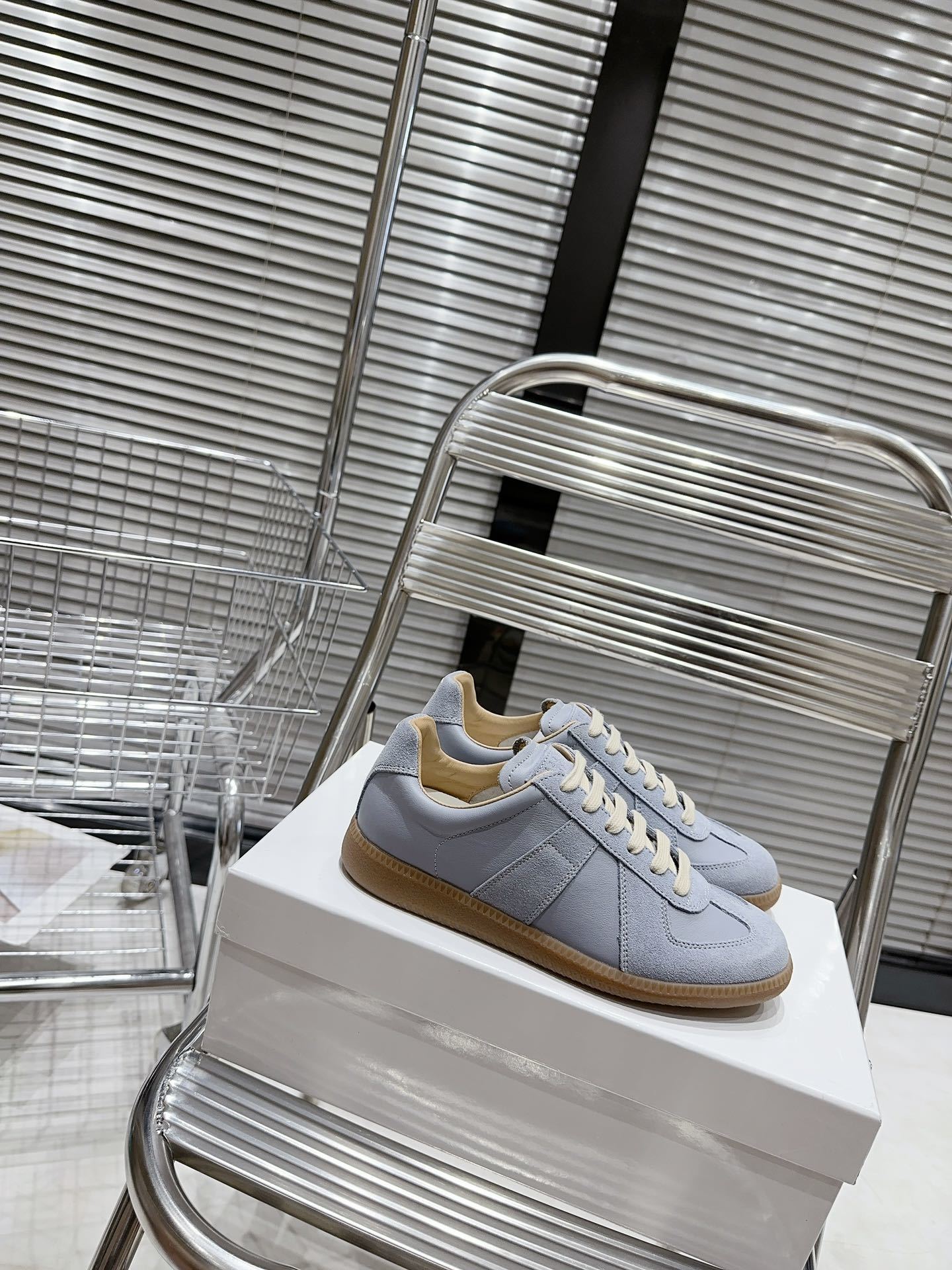 Maison Baby Blue Gum Sole
