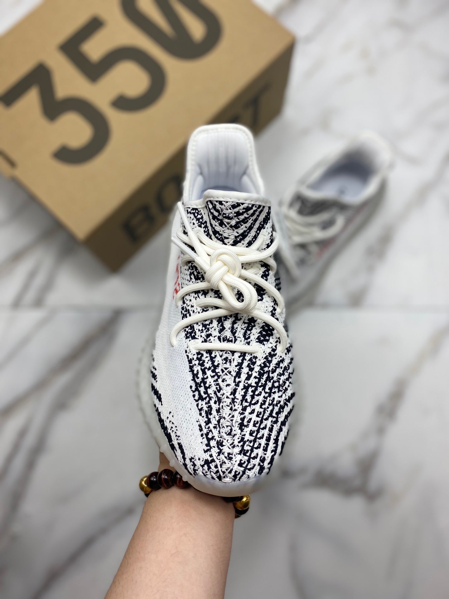 Boost 350 Zebra