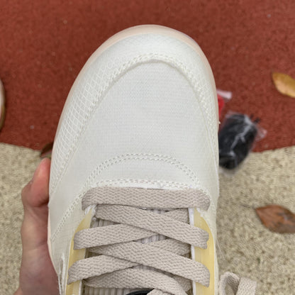 AJ 5 Retro Off Sail