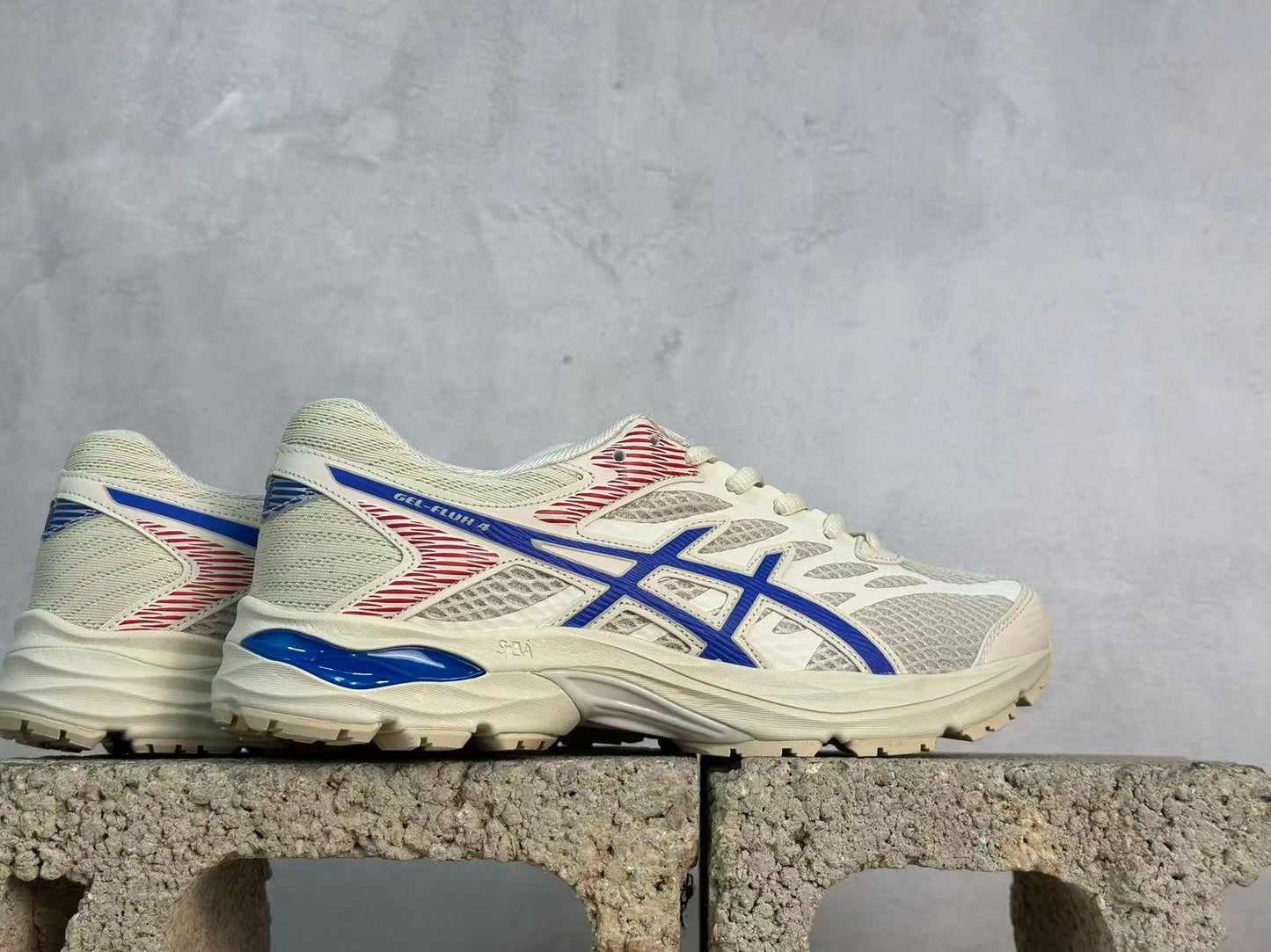 GEL-FLUX 4 White/Blue