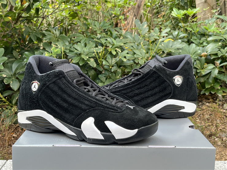 AJ14 Bred
