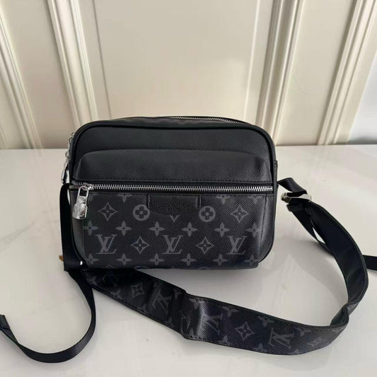 Small Bag LV