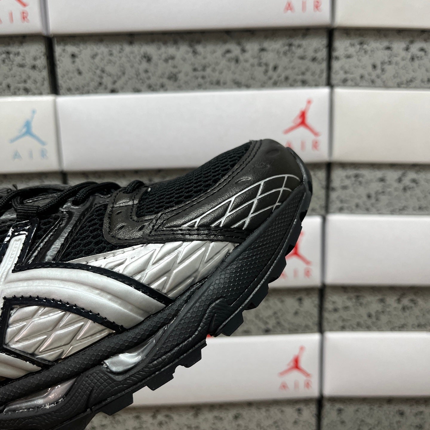 GEL-NIMBUS 10.1 Black/Grey