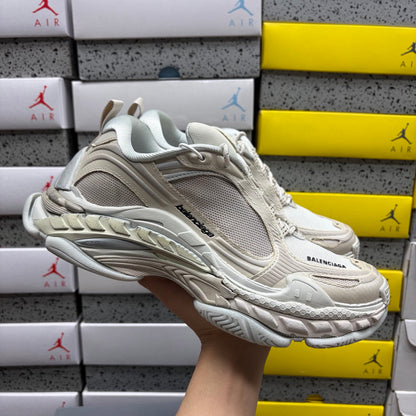 BLG Triple S.2 White/Beige