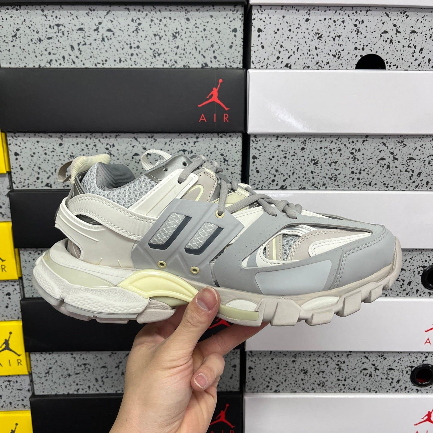 BLG Track Grey White