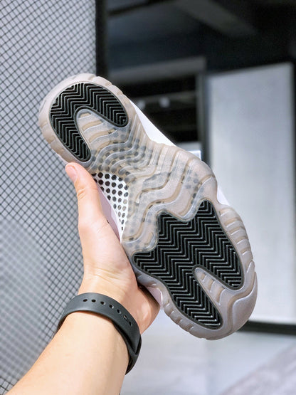 AJ11 High Cow