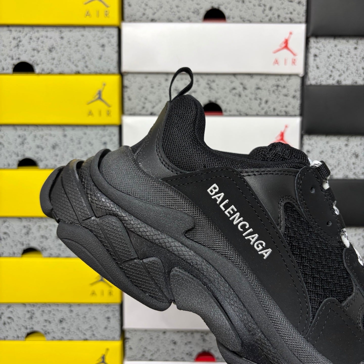 BLG Triple S Black