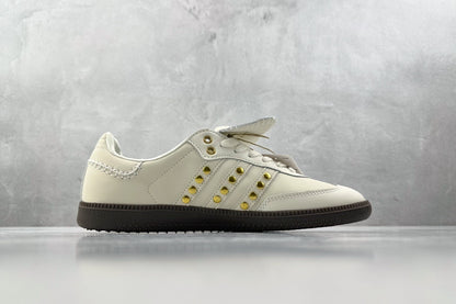 Samba Studded Pack