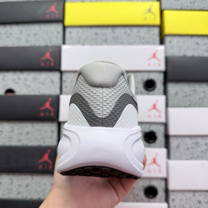 Revolution 8 Grey
