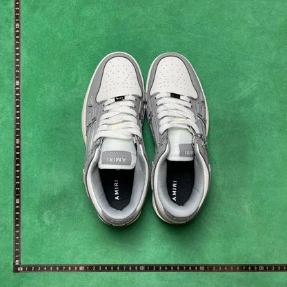 Skel Top Low Gray And White