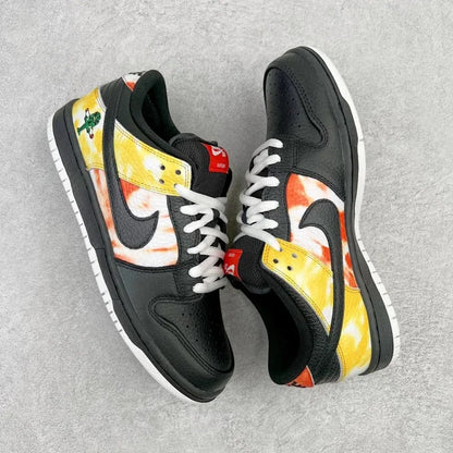 Dunk SB Raygun Tie-Dye Black