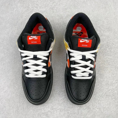 Dunk SB Raygun Tie-Dye Black
