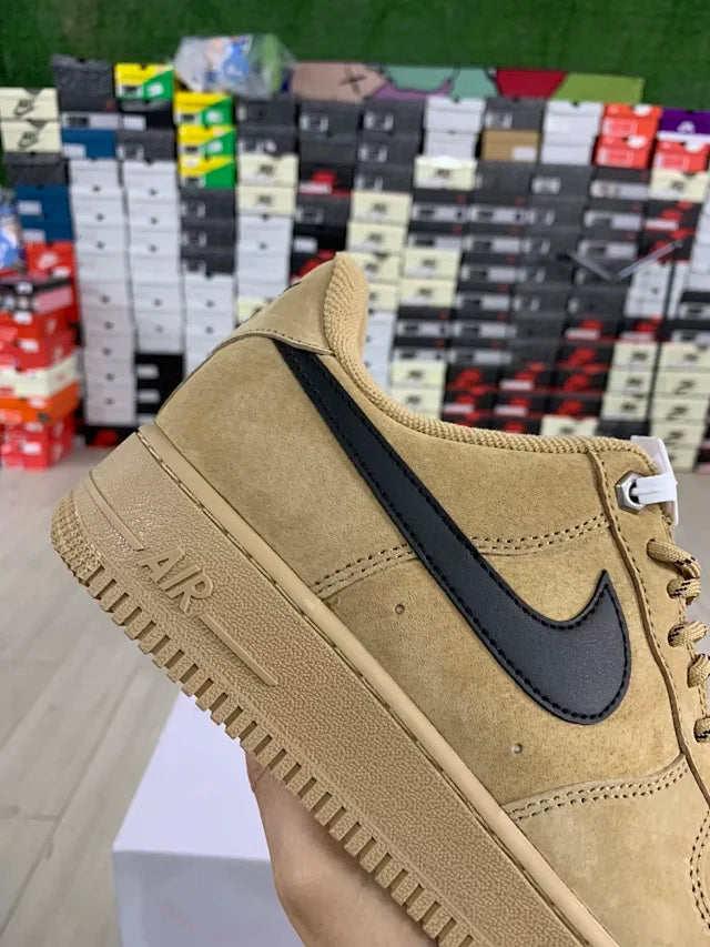 AF1