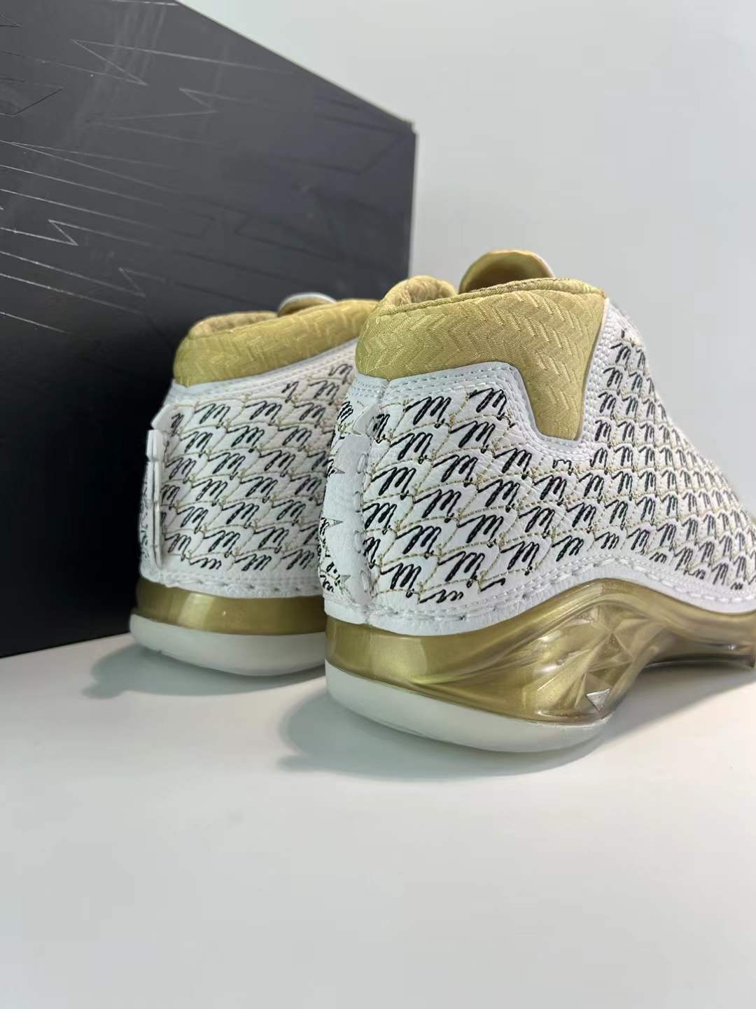 23 Retro x Trophy Room