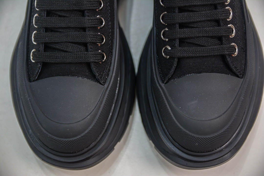 Alexander McQueen Triple Black