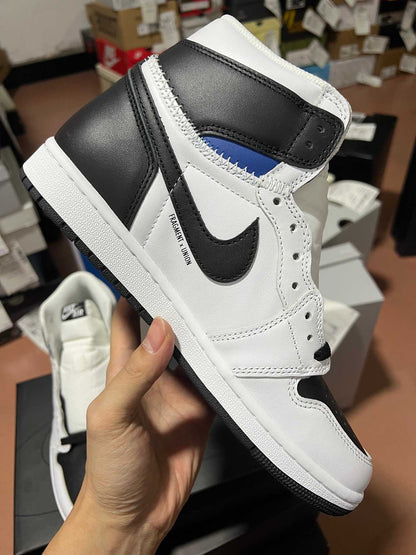 AJ1 High BLACK & WHITE