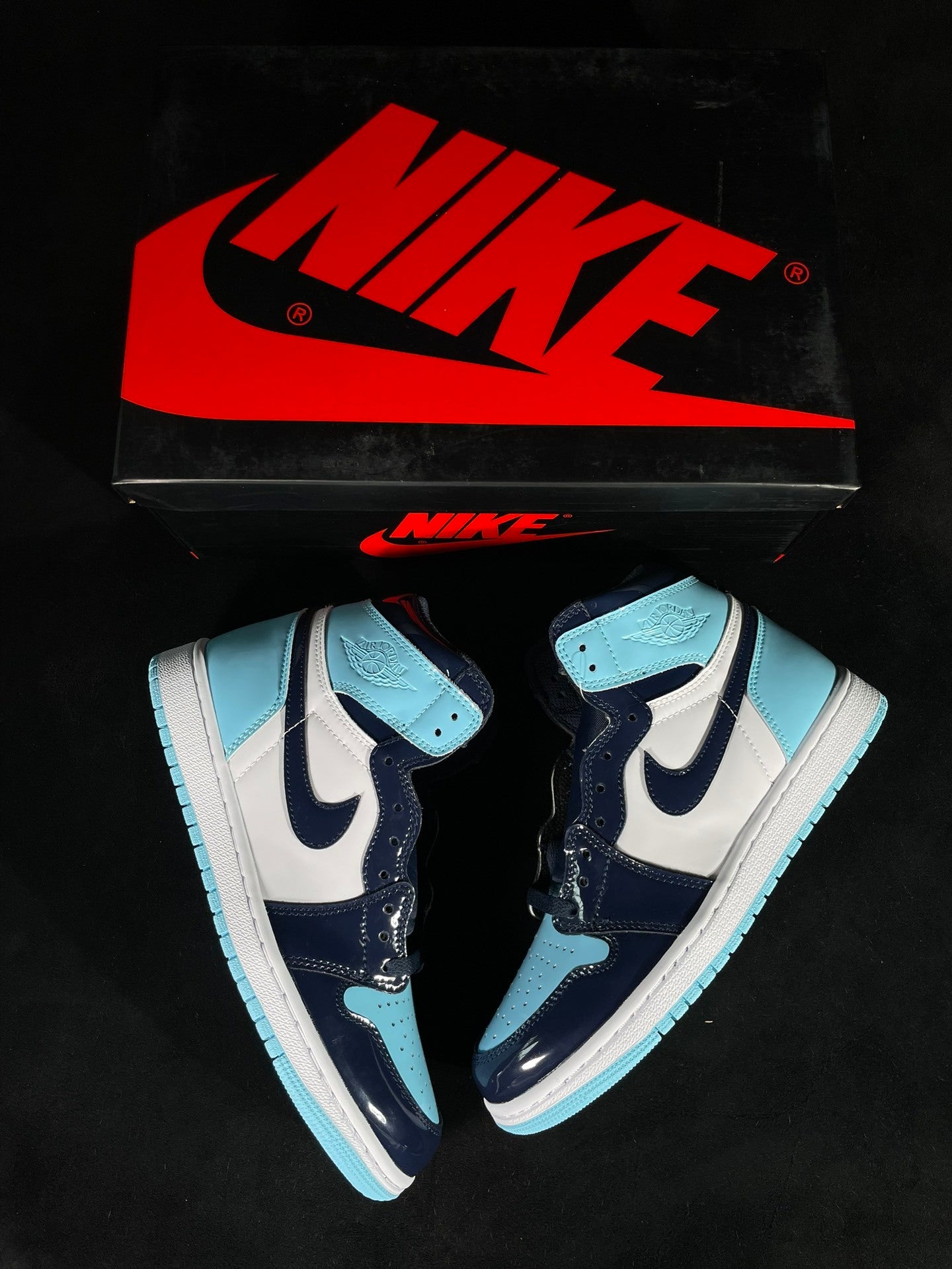 AJ1 High OG LIGHT BLUE