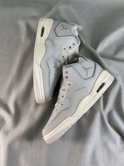 23 GREY & BEIGE
