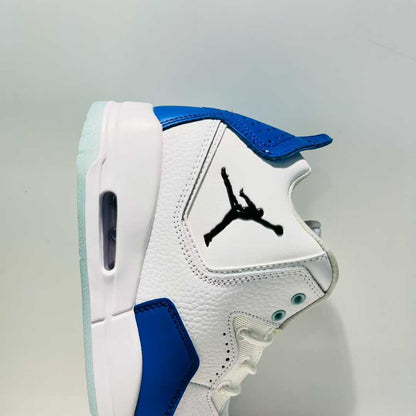 23 WHITE DARK