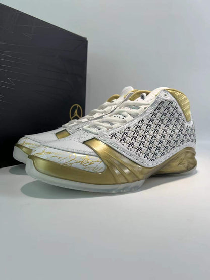 23 Retro x Trophy Room