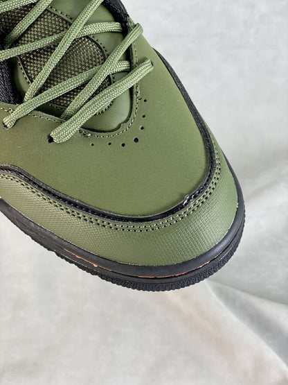 23 GREEN OLIVE