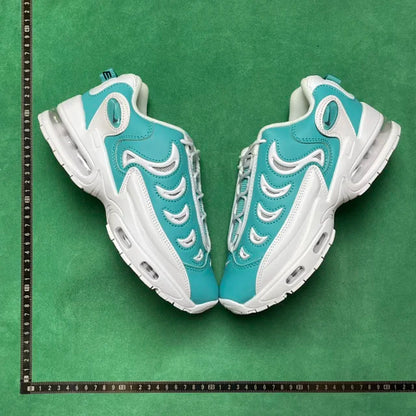 Air Metal Max Turf teal and white