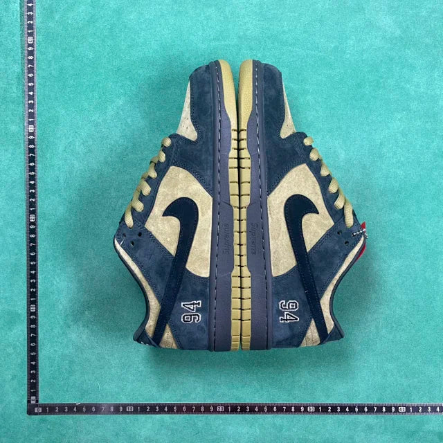 Dunk SB Supreme 94 Camper Green
