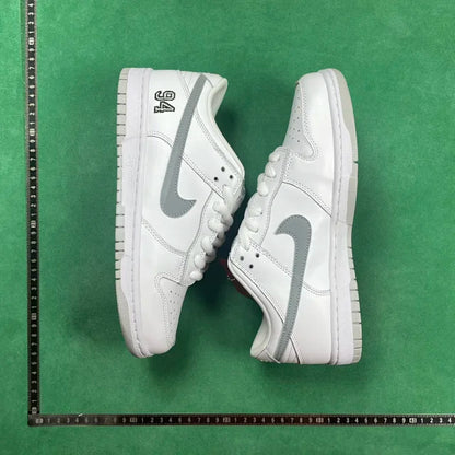 Dunk SB Supreme 94 White Metallic Silver