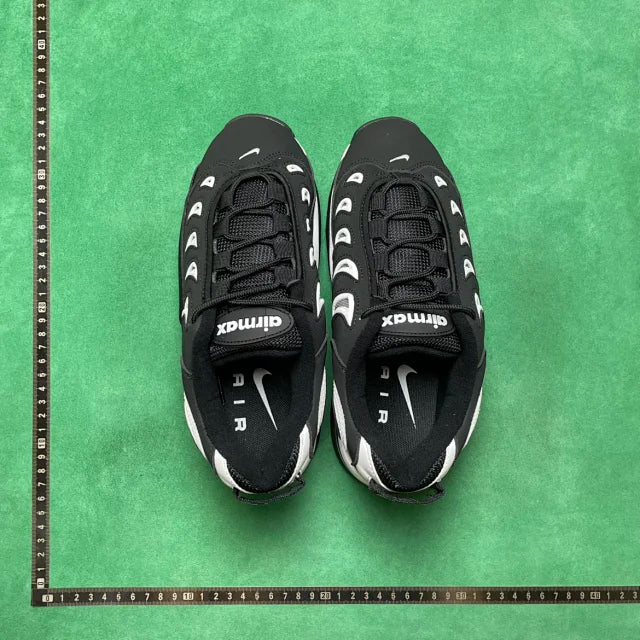 Air Metal Max Athletic black and white