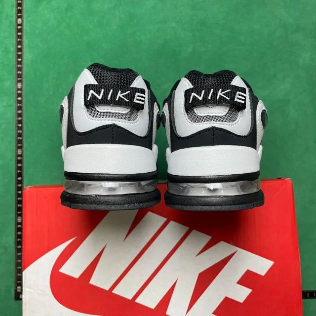 Air Metal Max Athletic black and white