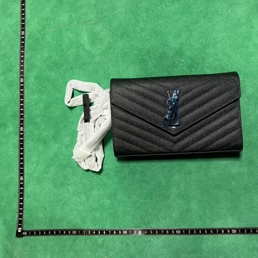 Mala YSL