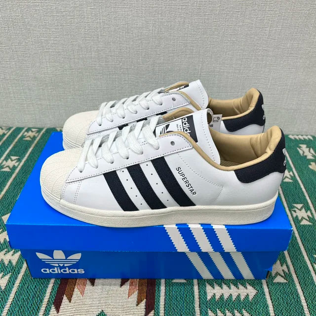 Superstar White and Black