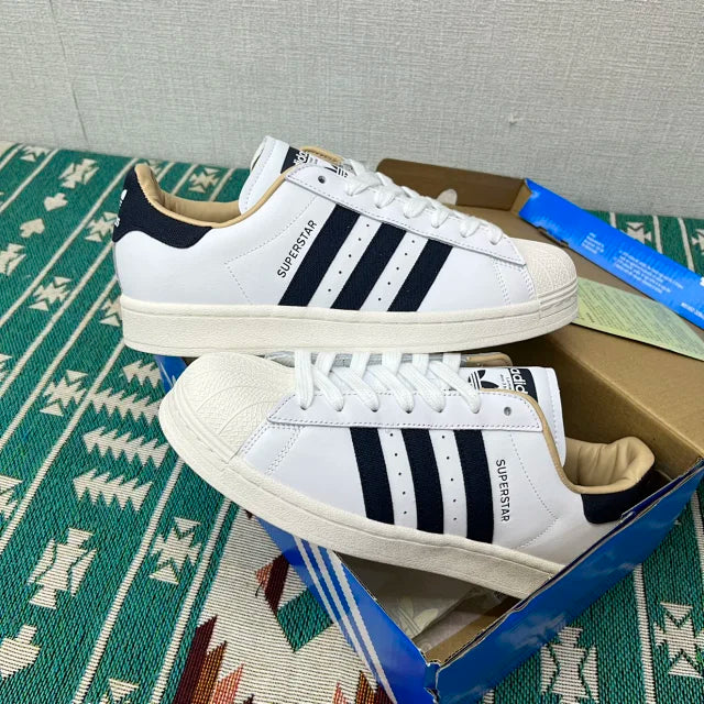 Superstar White and Black