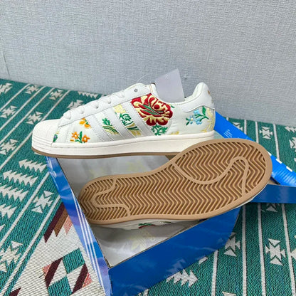 Superstar Floral Embroidery