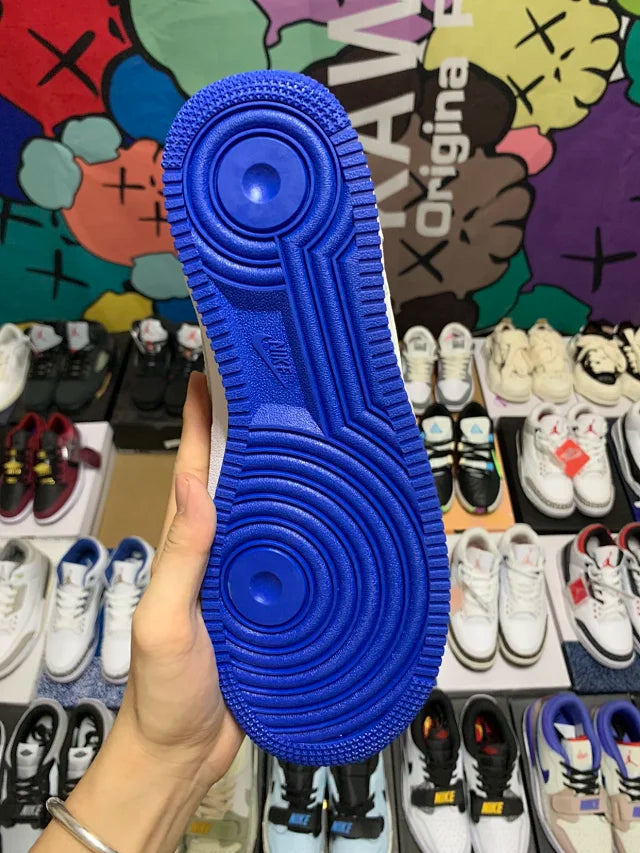 AF1