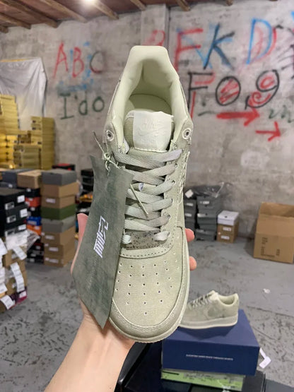AF1