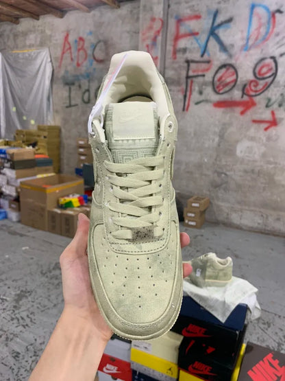 AF1