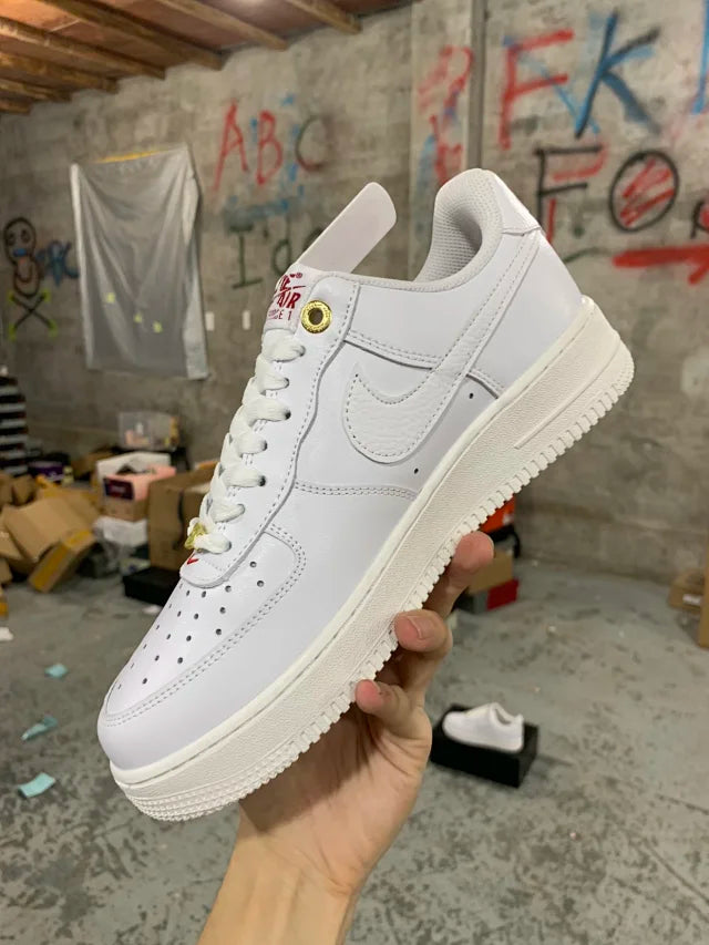 AF1