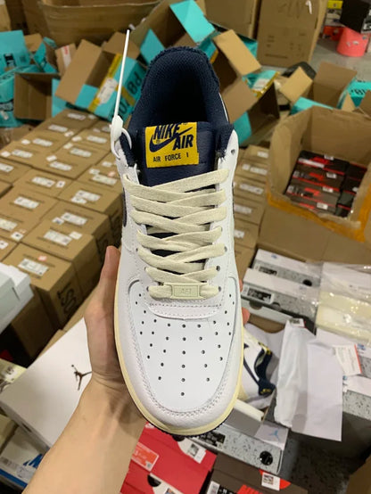 AF1