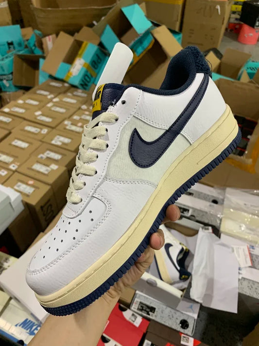 AF1