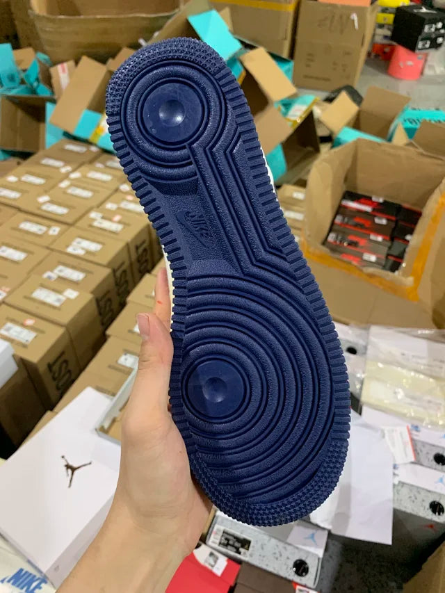 AF1