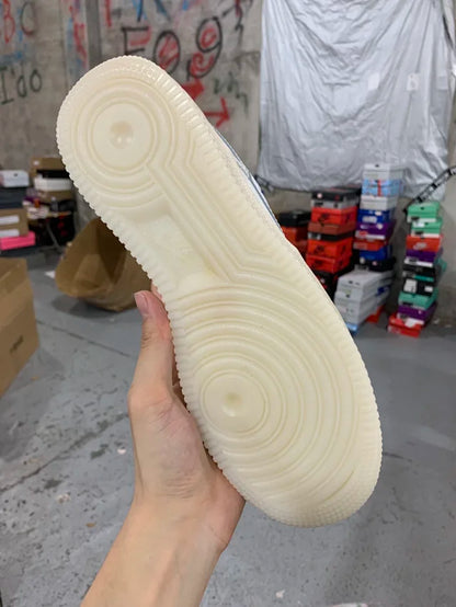 AF1