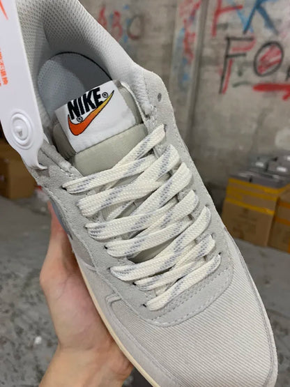 AF1