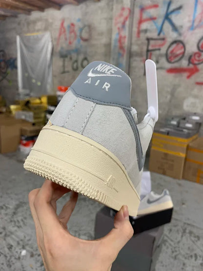 AF1