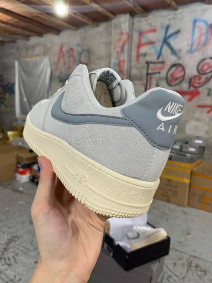 AF1
