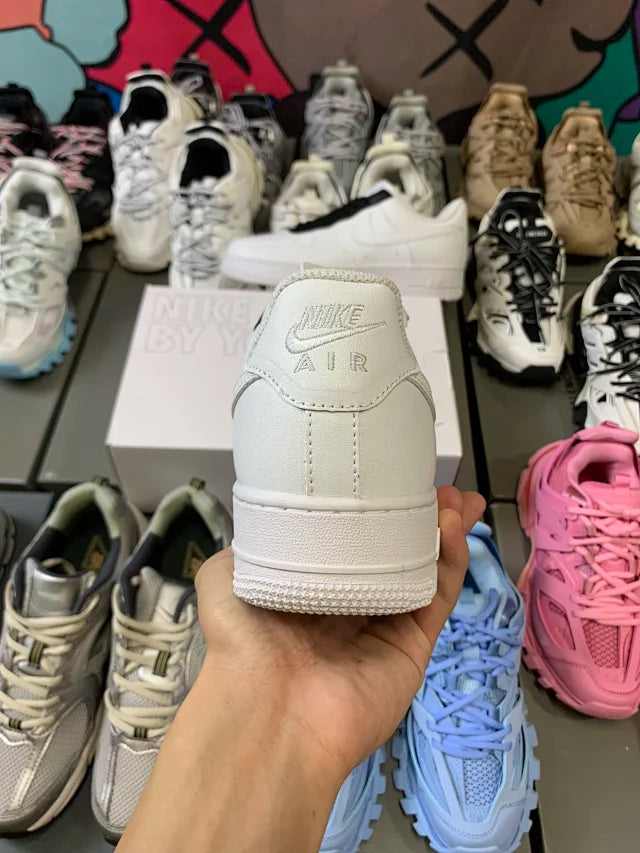 AF1