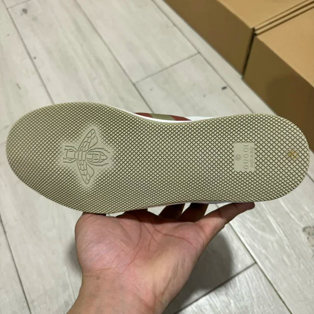 GC Screener White